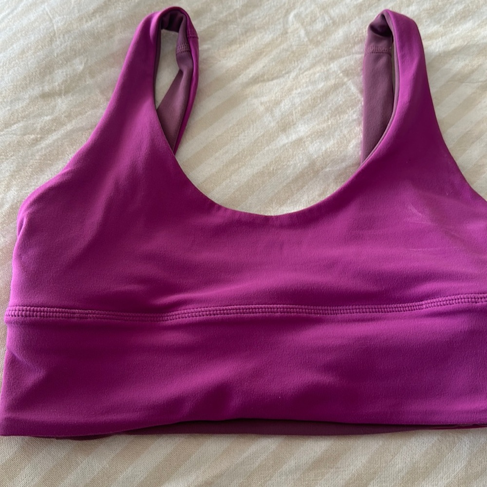 lululemon sports bra